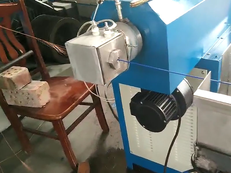 塑料電線(xiàn)擠出機視頻